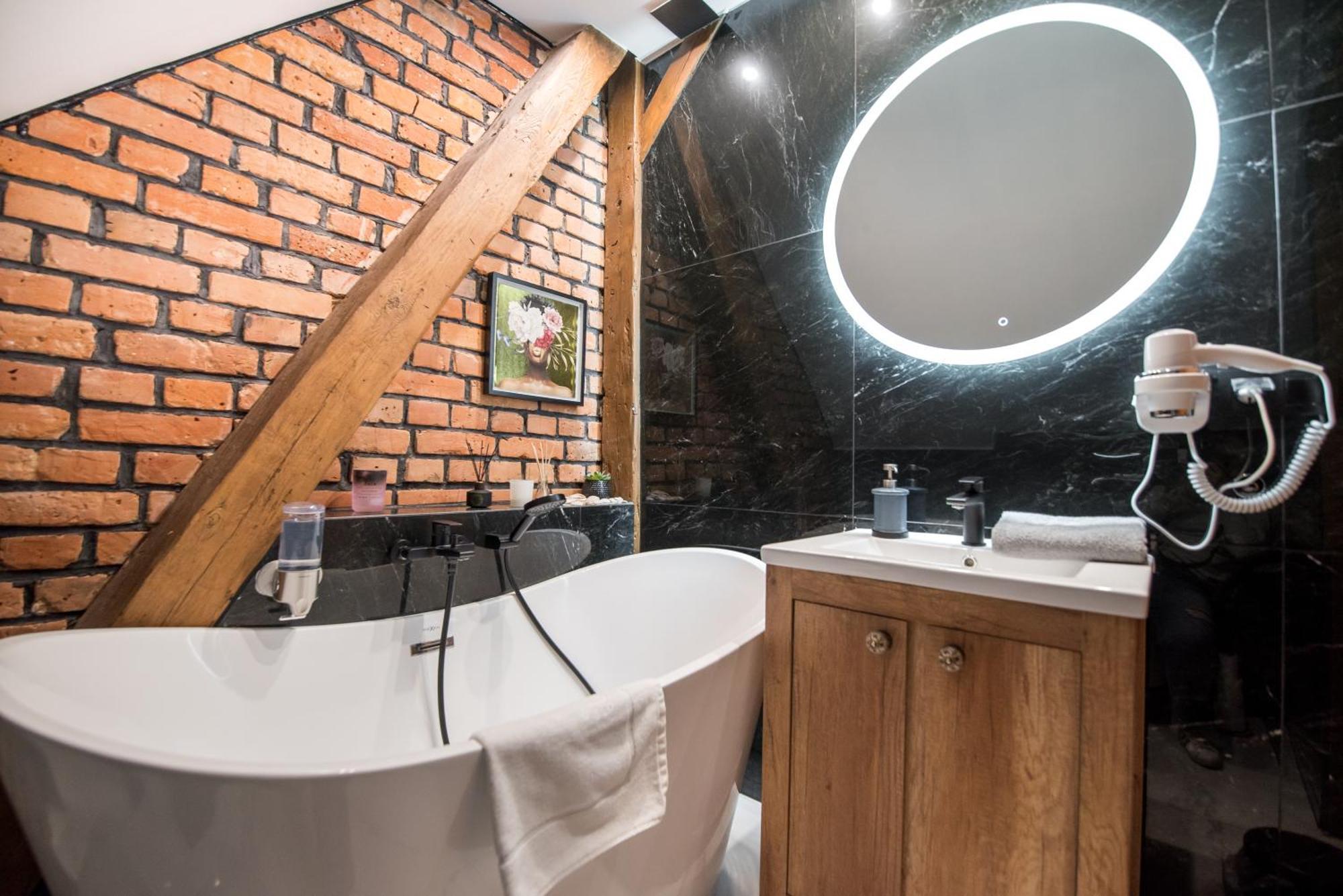 Przytulny Apartament Z Wieza Gliwice Extérieur photo